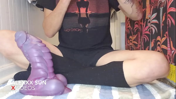 Chơi sex toys vào ass